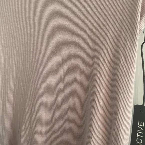 Ribbed Tee T-Shirt Dusty Pink Small - Picture 3 of 6